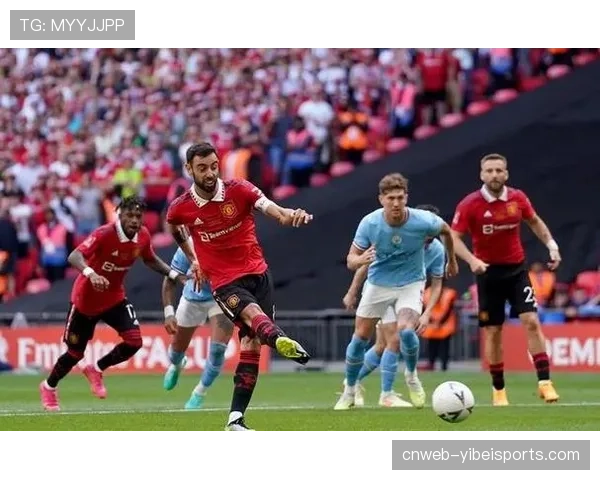 曼联成英超近13年首支连续两场经历领先-被追平-最终不败球队