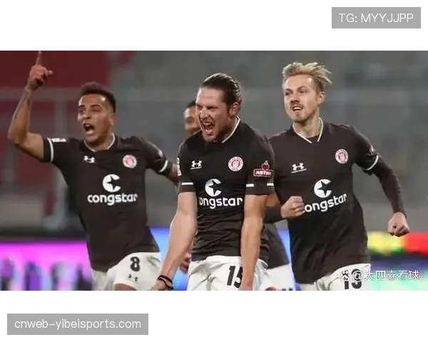 德甲转播收入分配争议,中小球队保级压力加剧 德甲转播收入分配争议,中小球队保级压力加剧