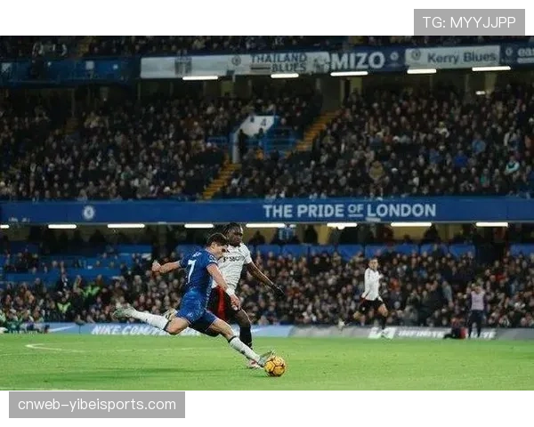 恩佐前插造点,切尔西点球扩大优势 恩佐前插造点,切尔西点球扩大优势